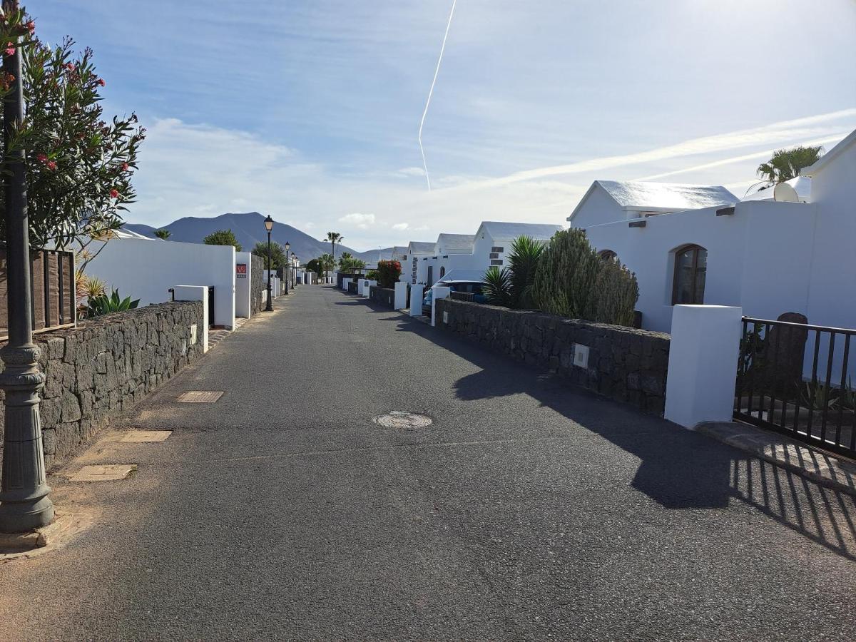 Villa De La Paz Playa Blanca  Exteriör bild