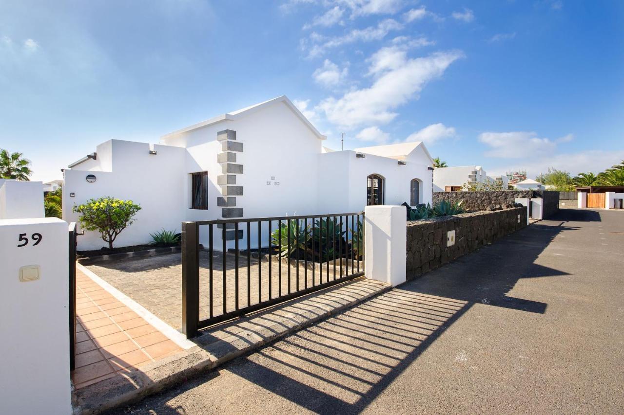 Villa De La Paz Playa Blanca  Exteriör bild